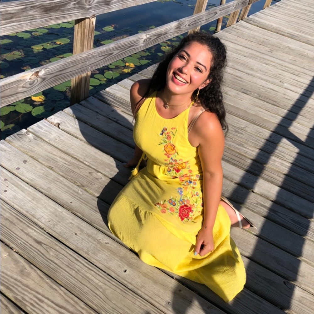 Meet your Posher, Noor